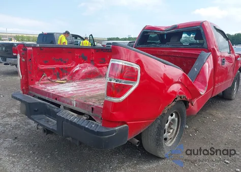 2013 Ford F-150 Xl z USA, uszkodzony, nr VIN 1FTMF1CM0DKF29267